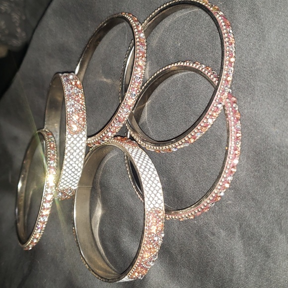 Set of 6 extremely beautiful matching bangle bracelets - Picture 5 of 6